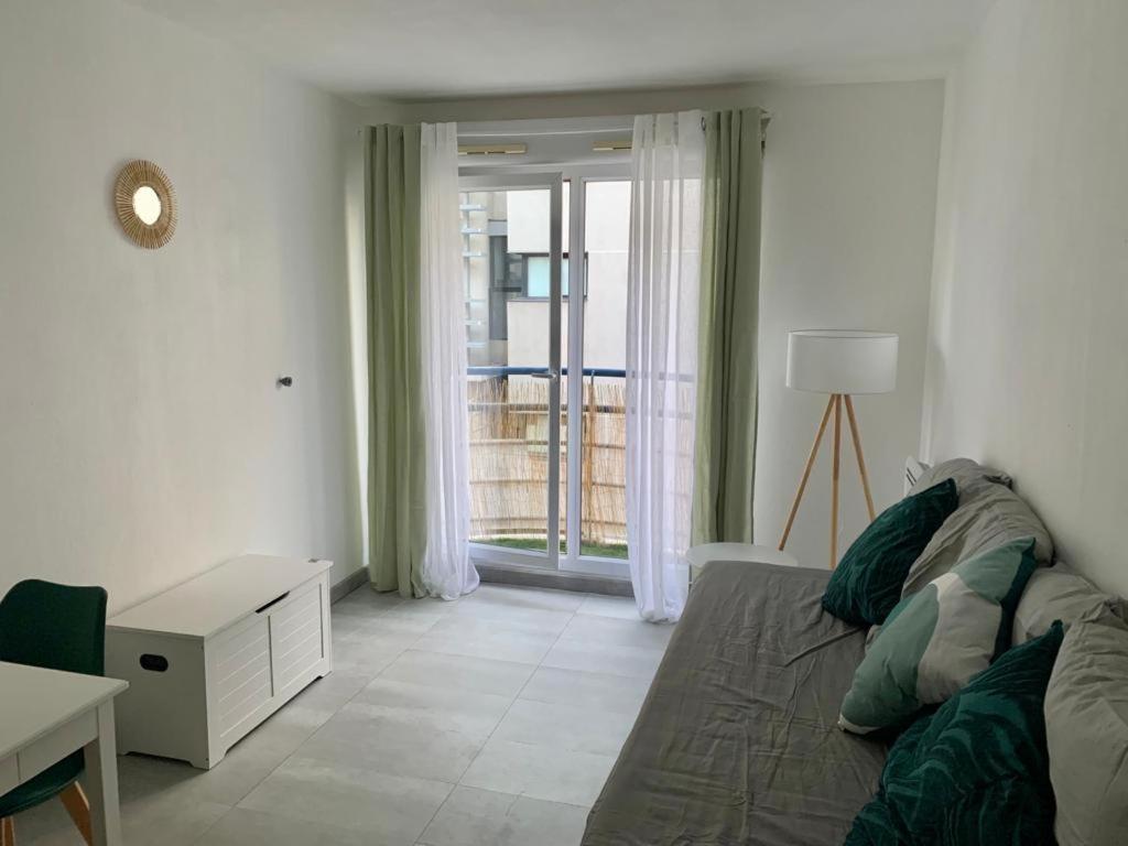 Appartement Tout Equipe A 6 Minutes De La Gare St Charles Marseilles Exterior foto