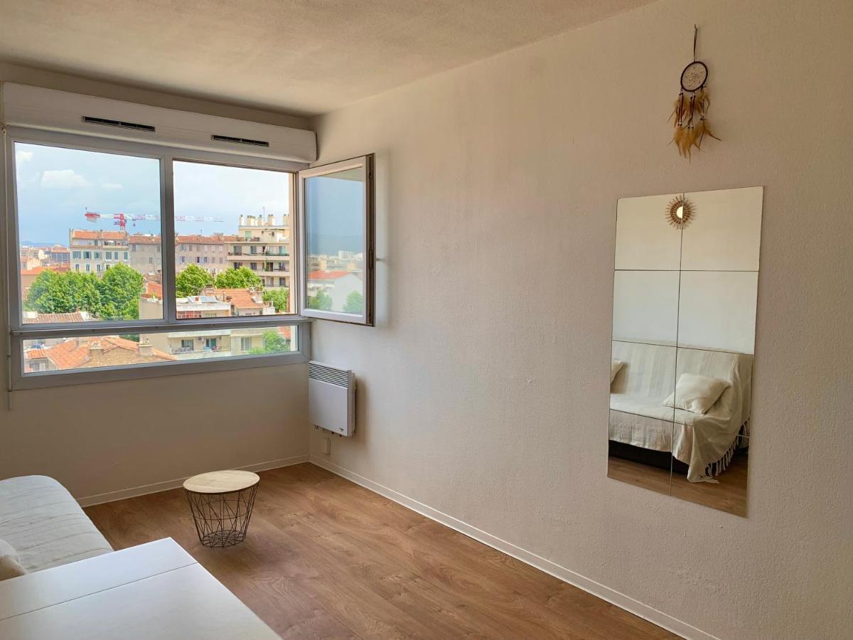 Appartement Tout Equipe A 6 Minutes De La Gare St Charles Marseilles Exterior foto